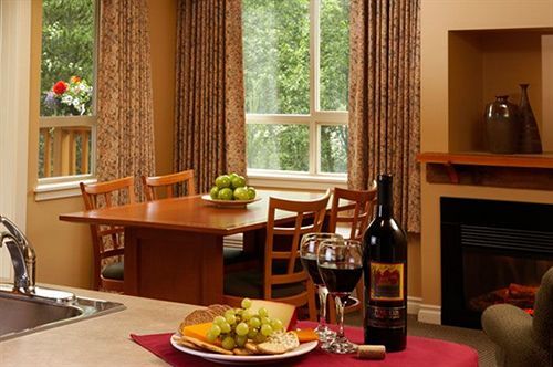 Resort Valley Pemberton